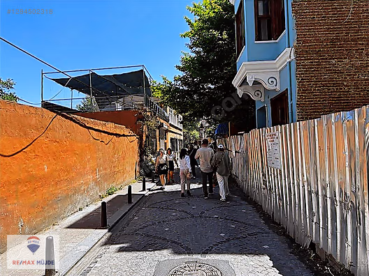 BALAT'TA TRAFİĞE KAPANACAK CADDEDE HALİÇ MANZARALI 4 KATLI BİNA - İSTANBUL FATİH fotoğraf 8