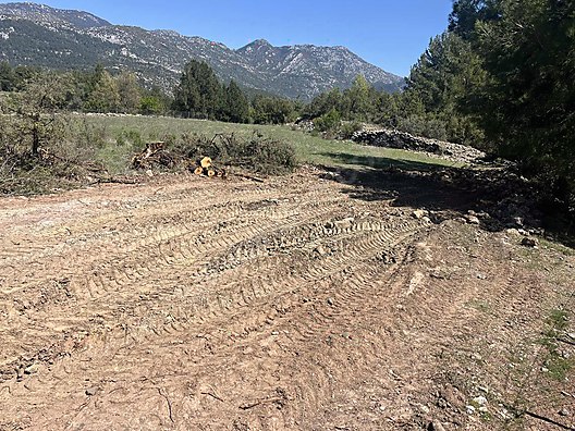 Antalya / Akseki / Erenyaka Mahallesinde  1.551 m² SATILIK ARSA  - ANTALYA AKSEKİ fotoğraf 6