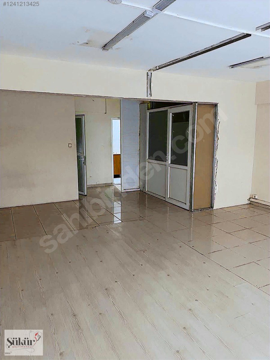 İKİTELLİ OSB SANAYİ SİTE İÇİNDE 90X4=360M2 SATILIK DÜKKAN İŞYERİ - İSTANBUL BAŞAKŞEHİR fotoğraf 5