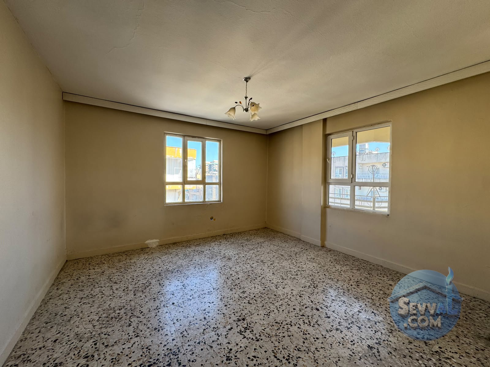 AKİF ERSOY CADDESİ. 5. KAT 3+1 ODALI 160 m2  ÇİFT CEPHELİ 2 BALKONLU  - ŞANLIURFA HALİLİYE fotoğraf 11