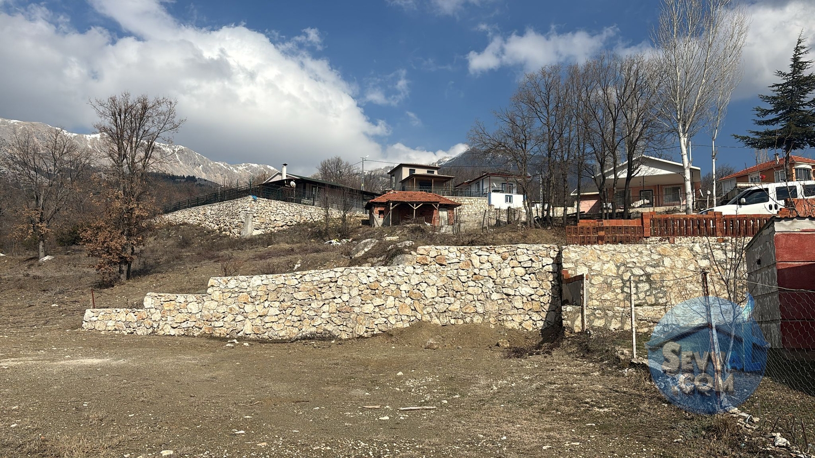 AĞLASUN SAKARCA MAHALLESİNDE SATILIK MUHTELİF ARSA - Burdur Ağlasun fotoğraf 24
