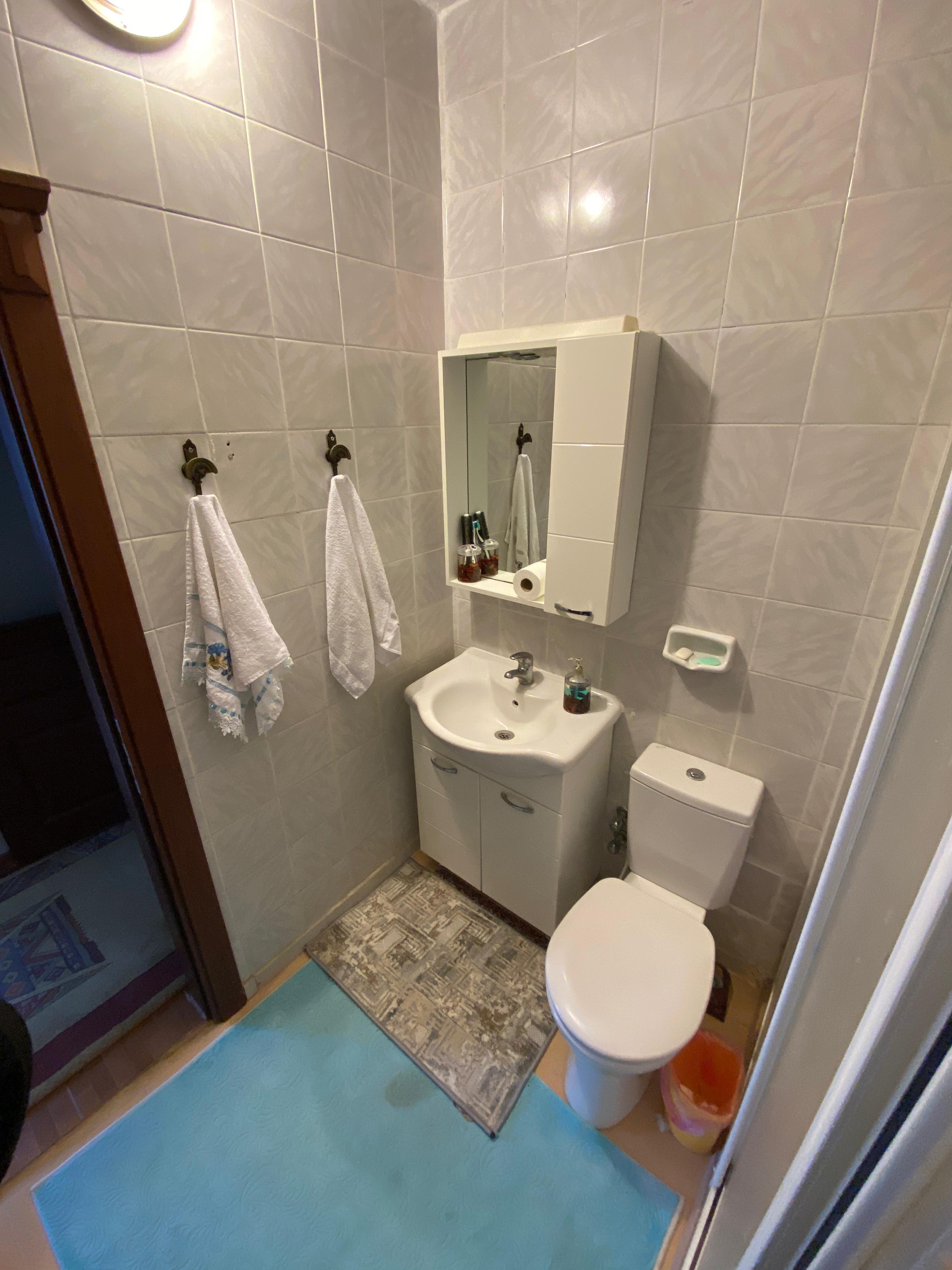 FIRSAT DAİRE DOĞALGAZLI GENİŞ OTURUMLU İÇİ FUL YAPILI 3+1 DAİRE - MERSİN MEZİTLİ fotoğraf 20