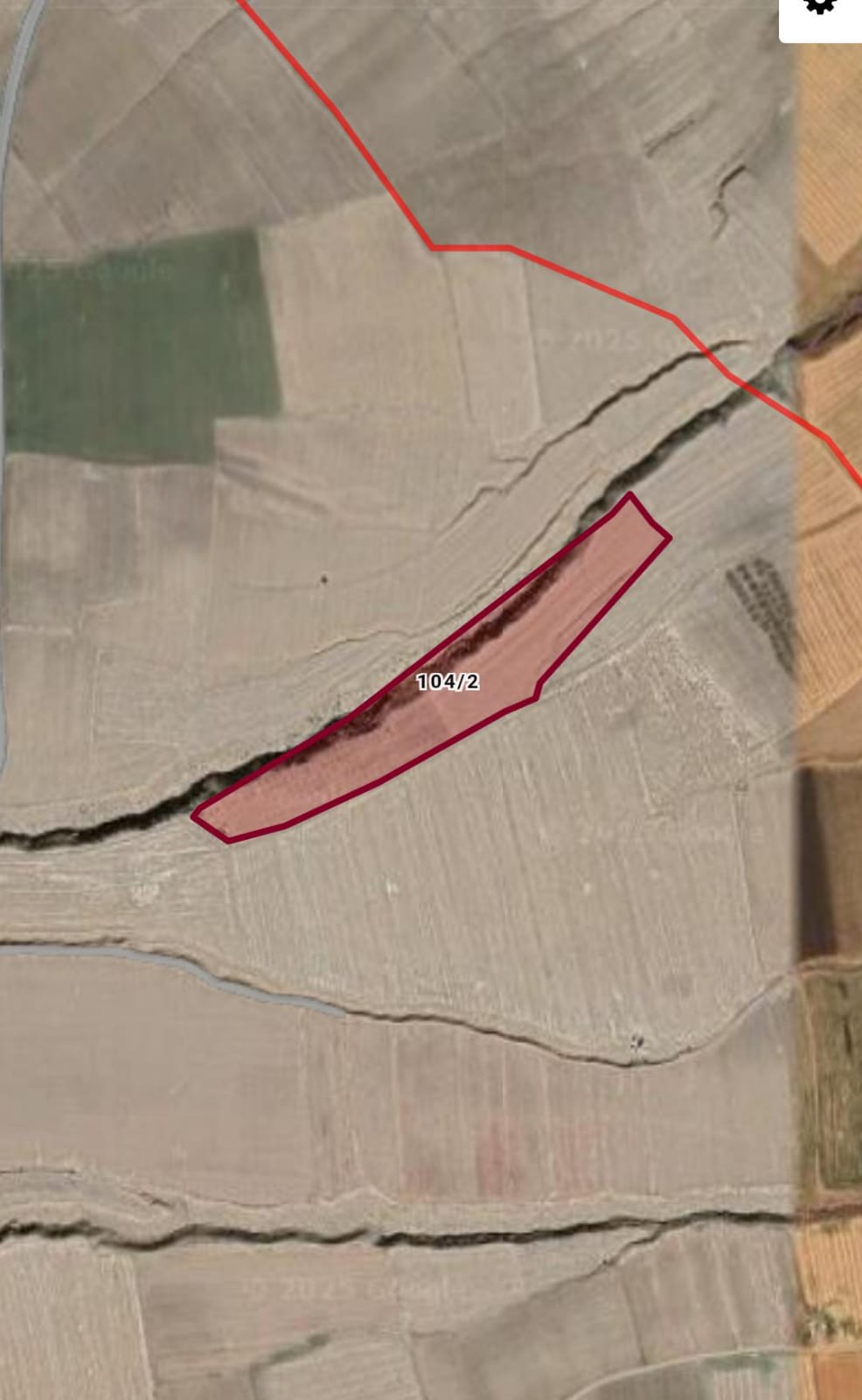28 DÖNÜM TARLA SAHIBINDEN (YARISI CEVIZ) 28.000 M² Bitlis / Ahlat / Serinbayır  - BİTLİS AHLAT fotoğraf 5