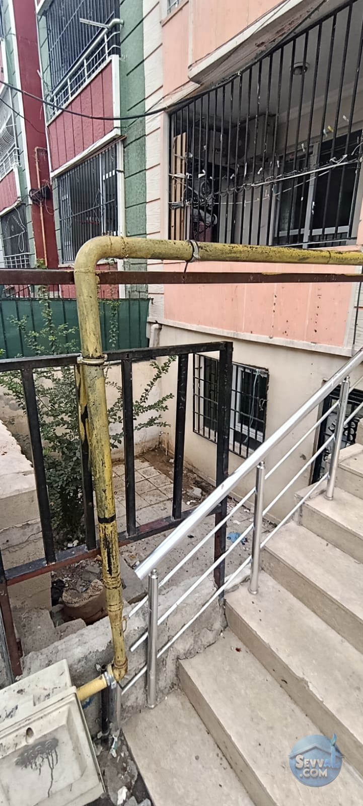 DEVTEŞTİ MAH ZEMİN KAT 2+1 D.GAZ KAPIDA - ŞANLIURFA HALİLİYE fotoğraf 3