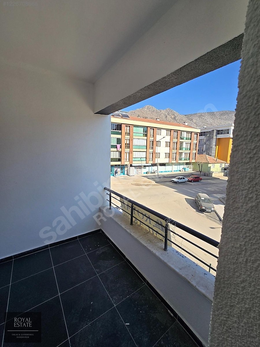 ROYAL EMLAKTAN SIFIRFUL +FUL EŞYALI 1+1 ÇOK İYİ KONMDA DAİRE - AMASYA MERKEZ fotoğraf 17