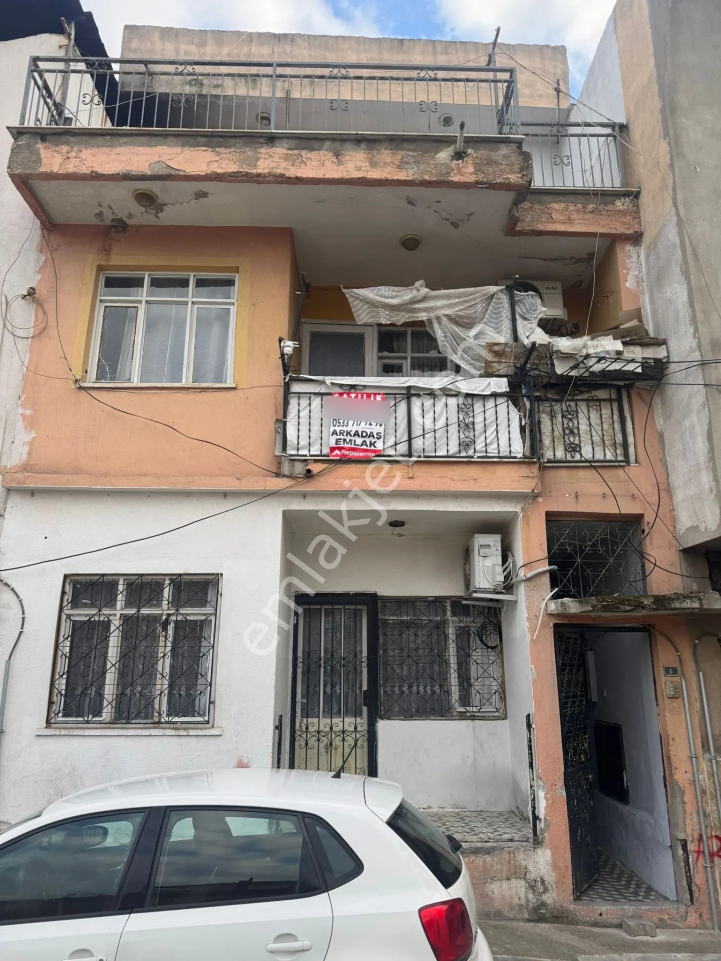 Turgutlu 7 Eylül Mahallesinde Komple Satılık Üç Katlı Bina - MANİSA TURGUTLU fotoğraf 10