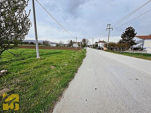 BOLU MERKEZ YUKARISOKU MAH.DE 3 KAT İMARLI SATILIK ARSA - BOLU MERKEZ fotoğraf 2