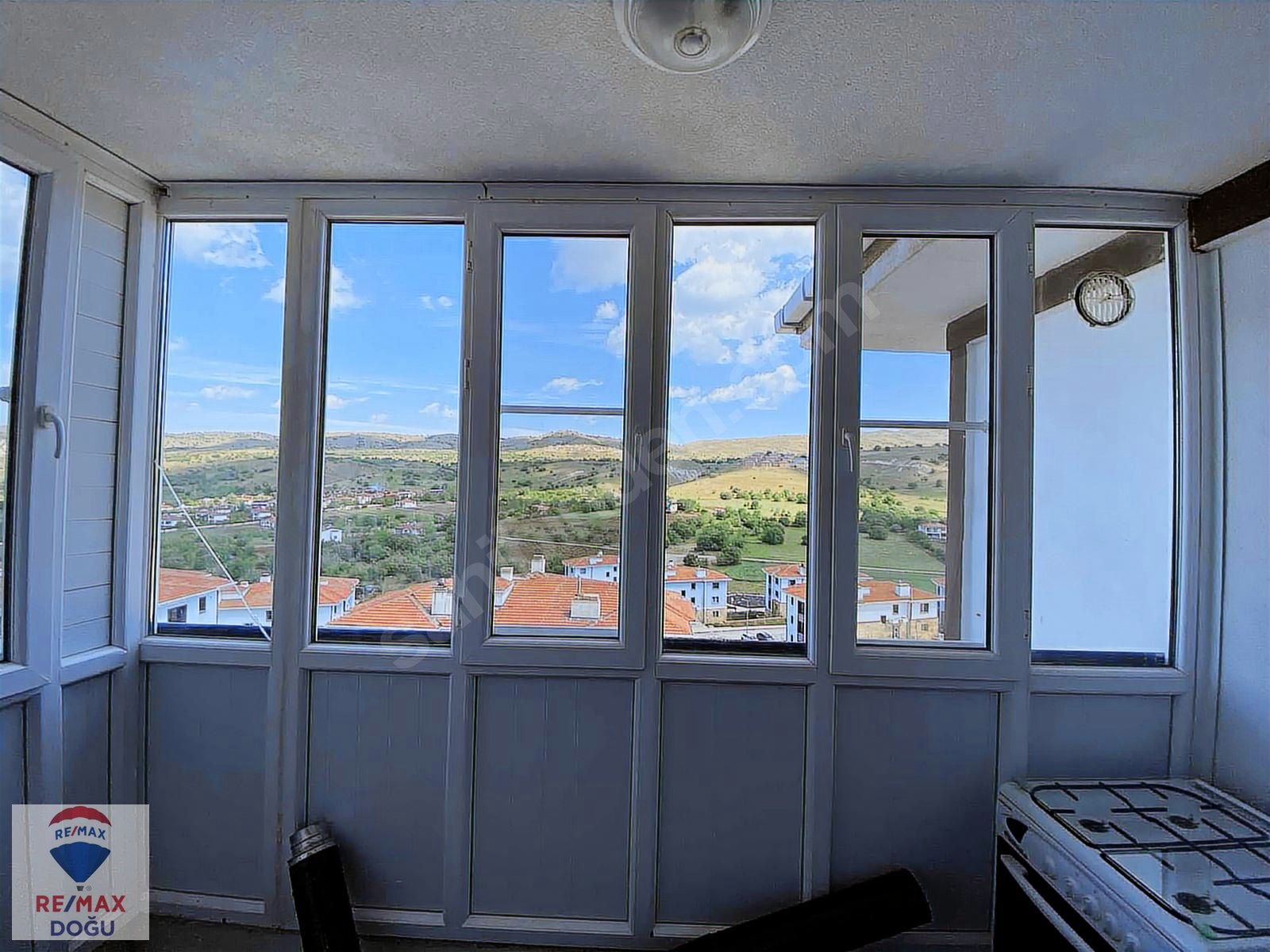[REMAX DOĞU] GEZİN'DE GÖL MANZARALI 2+1 SATILIK DAİRE - ELAZIĞ MADEN fotoğraf 8