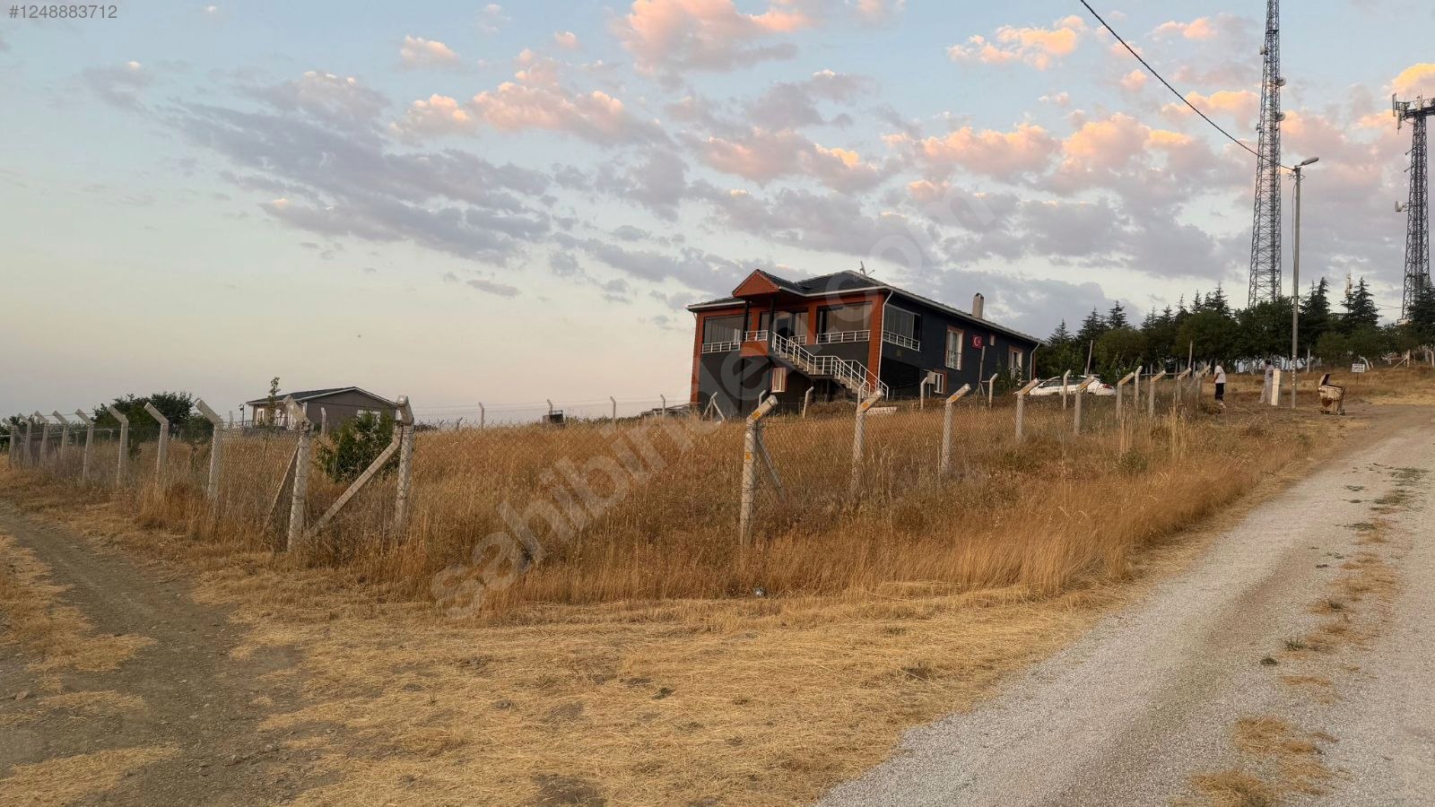 DEFNE EMLAK TAN VİLLALIK KÖŞEBAŞI ARSA - KIRŞEHİR BOZTEPE fotoğraf 2