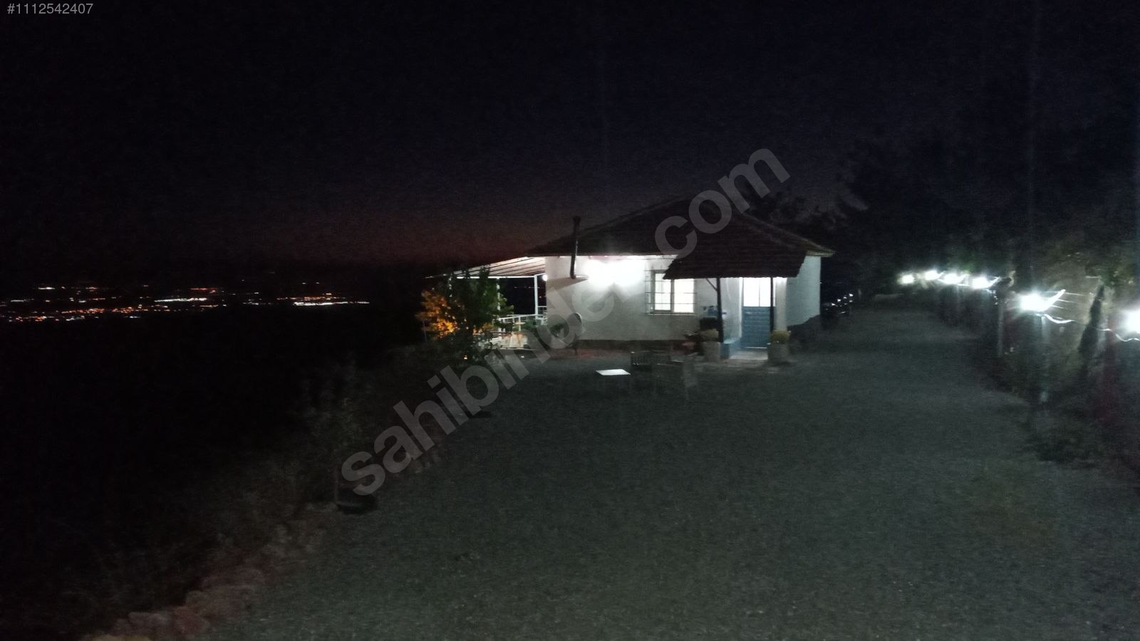 Tarla vasfında köy içi 9.133m2.tek tapulu 1+1 ev. tamamı telcit - MANİSA AKHİSAR fotoğraf 16