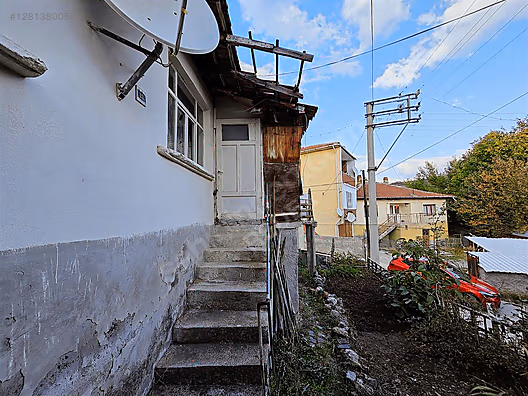 Tekke mh. Bahçeli müstakil ev - BİLECİK BOZÜYÜK fotoğraf 4