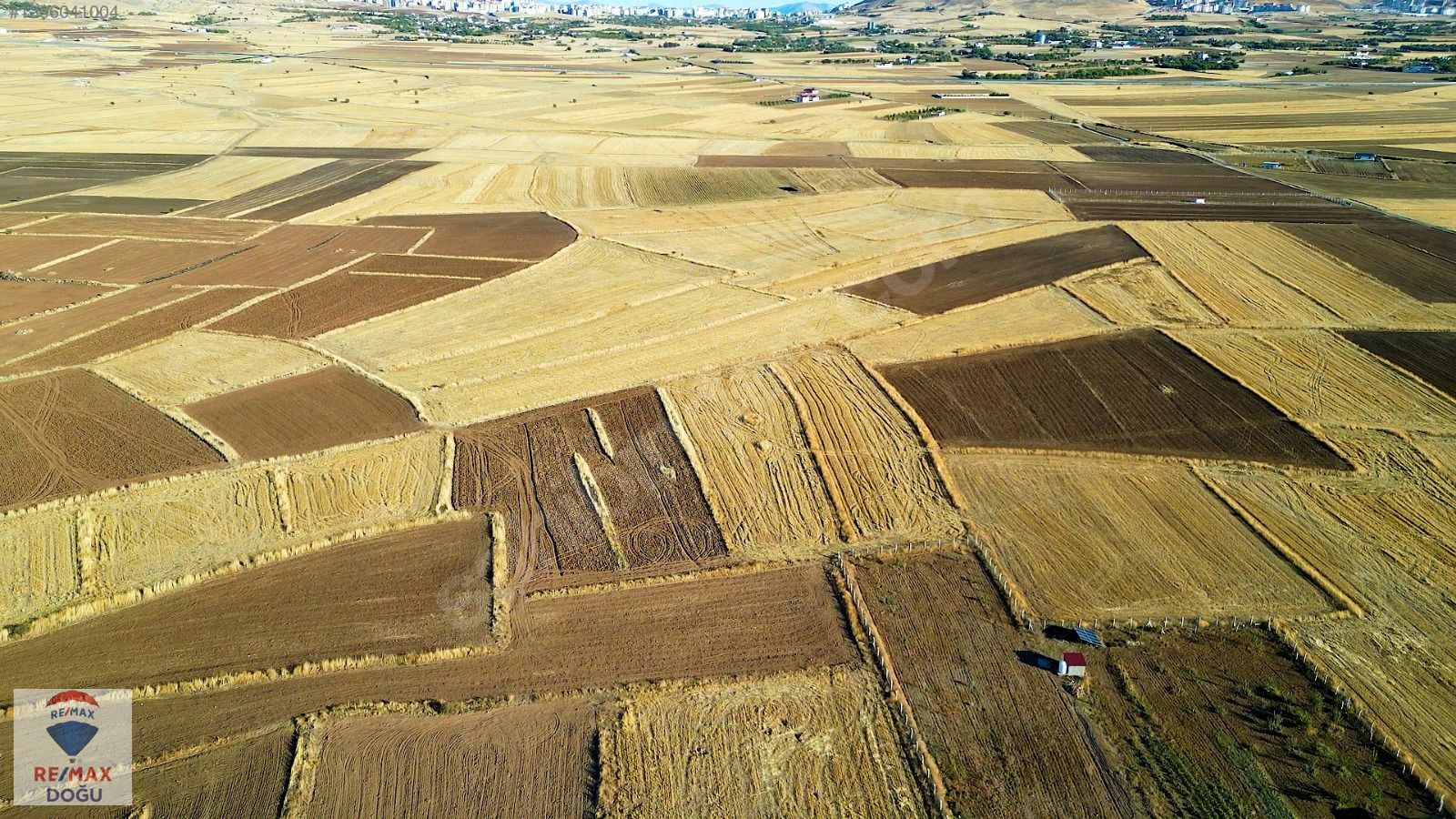 REMAX DOĞU'DAN ŞAHİN KAYADA ÇEVRE YOLUNA YAKIN SATILIK TARLA - ELAZIĞ MERKEZ fotoğraf 4
