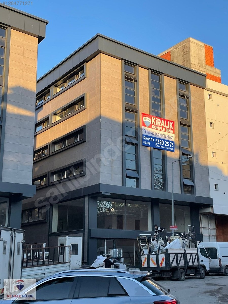 ANA CADDE ÜSTÜ SIFIR,KIRALIK OTOPARKLI KOMPLE BINA - İSTANBUL GÜNGÖREN fotoğraf 13