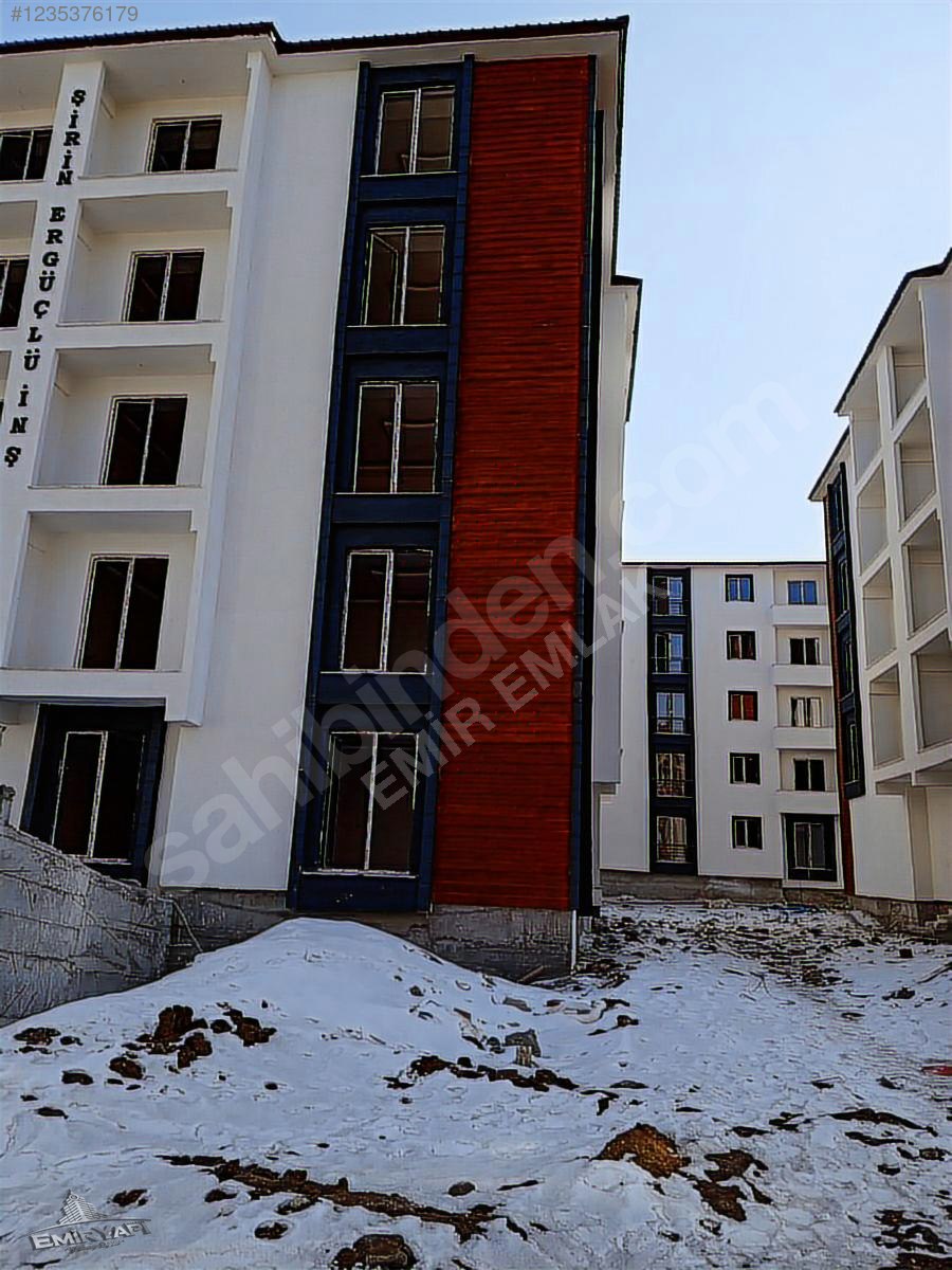 EMIR EMLAKTAN YENIŞEHIRDE SATİLİK 2+1 DAİRE - KARS MERKEZ fotoğraf 2