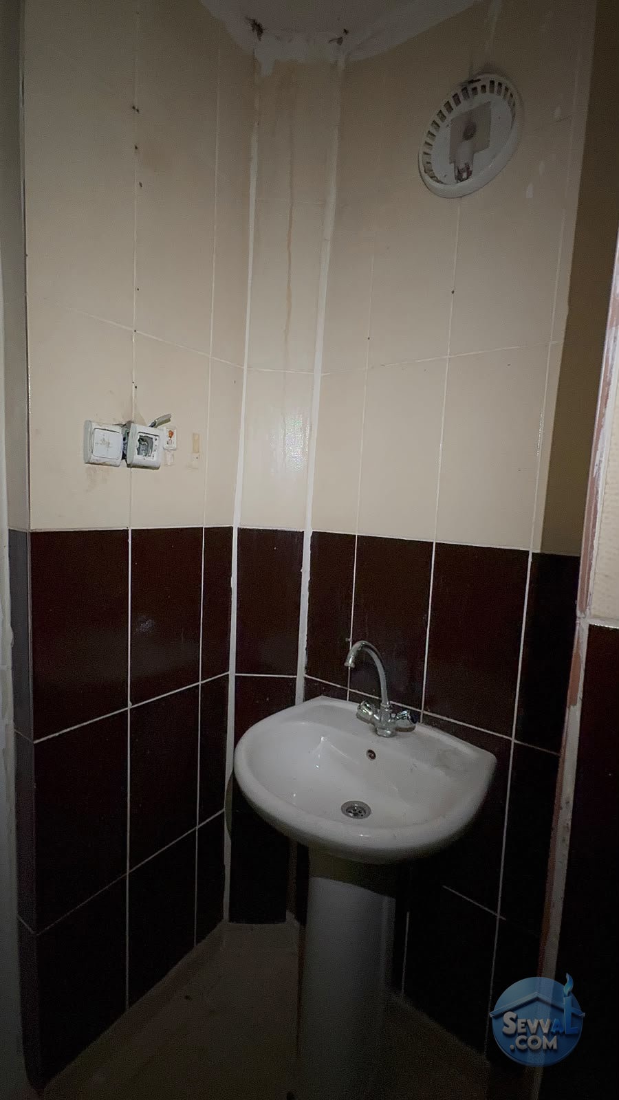 İPEKYOL MAH 1.KAT 2+1 D.GAZ KAPIDA - ŞANLIURFA HALİLİYE fotoğraf 11