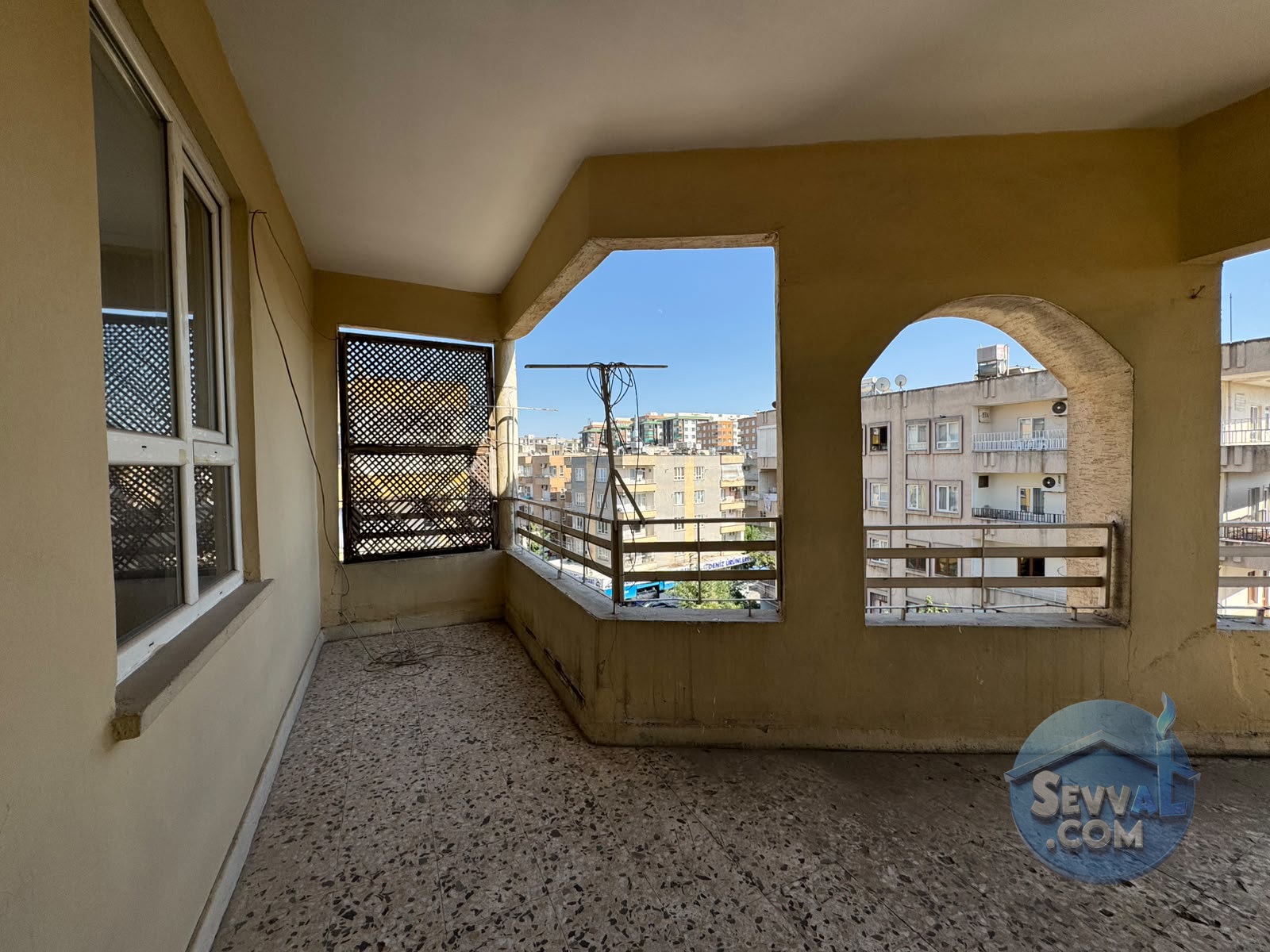 AKİF ERSOY CADDESİ. 5. KAT 3+1 ODALI 160 m2  ÇİFT CEPHELİ 2 BALKONLU  - ŞANLIURFA HALİLİYE fotoğraf 8
