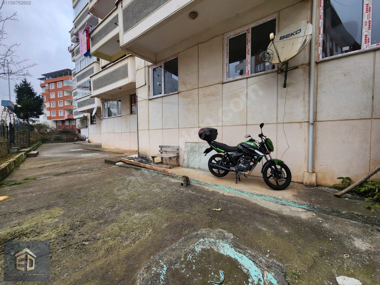 TRABZON KANUNİ MAH. SATILIK 3+1 DOĞALGAZLI DAİRE - TRABZON ORTAHİSAR fotoğraf 12