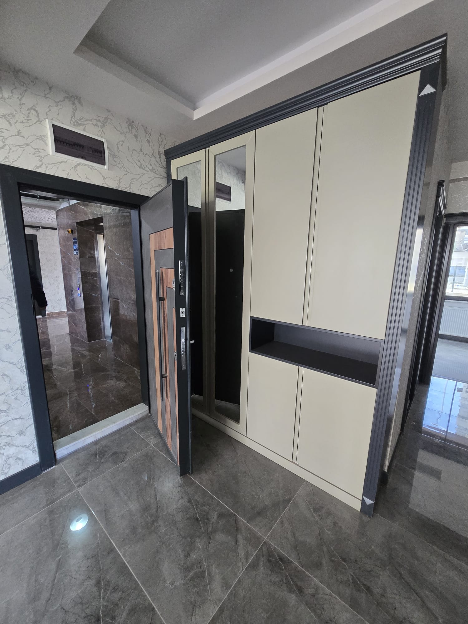 MEZİTLİ KUYULUKTA 5+1 ULTRA LÜX DUBLEX DAİRE 25M2 ÖZEL ALAN - MERSİN MEZİTLİ fotoğraf 2