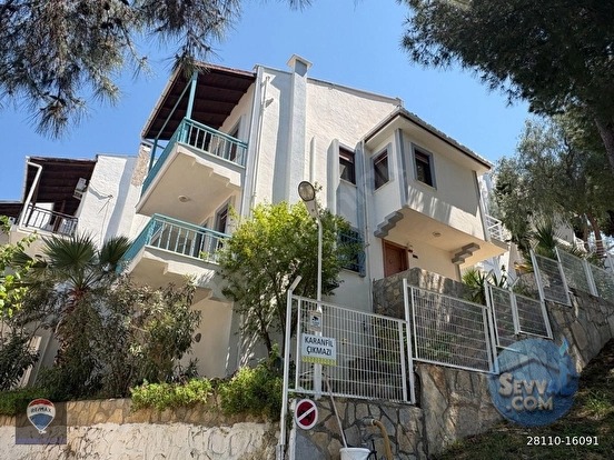 KUŞADASI'NDA DENİZE YÜRÜME MESAFESİNDE SATILIK 4+1 VİLLA - AYDIN KUŞADASI fotoğraf 7