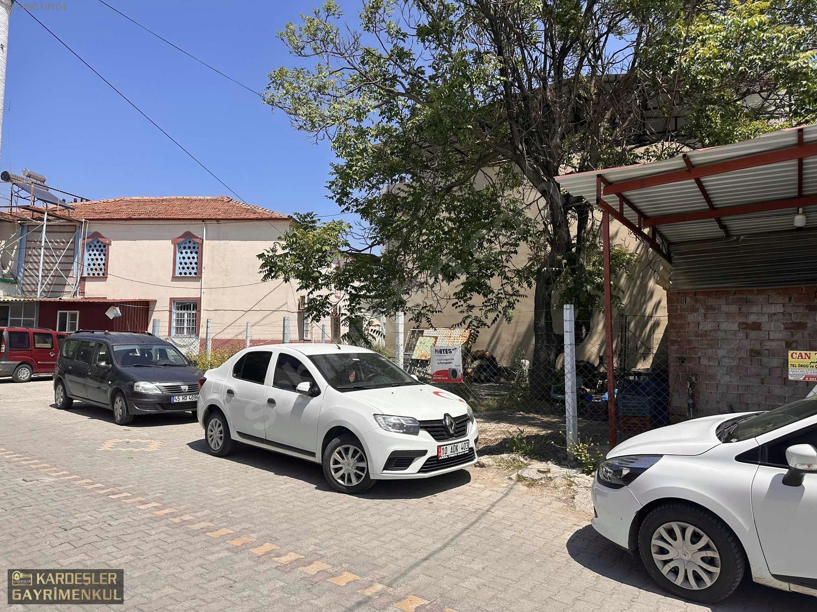 DEREKÖYDE SATILIK KÖY MERKEZİNDE ELEKTRİK SU AKTİF %50 İMARLI - MANİSA AKHİSAR fotoğraf 11