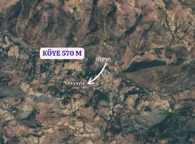 BALIKESİR DURSUNBEY AKYAYLA   KÖYÜNDE  370  M² BAĞ  SATILIKTIR - BALIKESİR DURSUNBEY fotoğraf 3