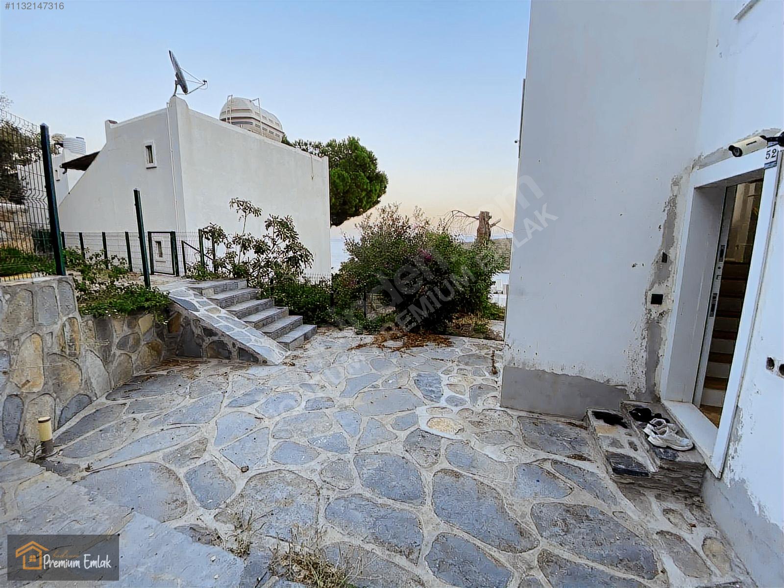 HEKİMKÖY SİTESİNDE FULL DENİZ MANZARALI SATILIK 3+1 VİLLA - MUĞLA BODRUM fotoğraf 4