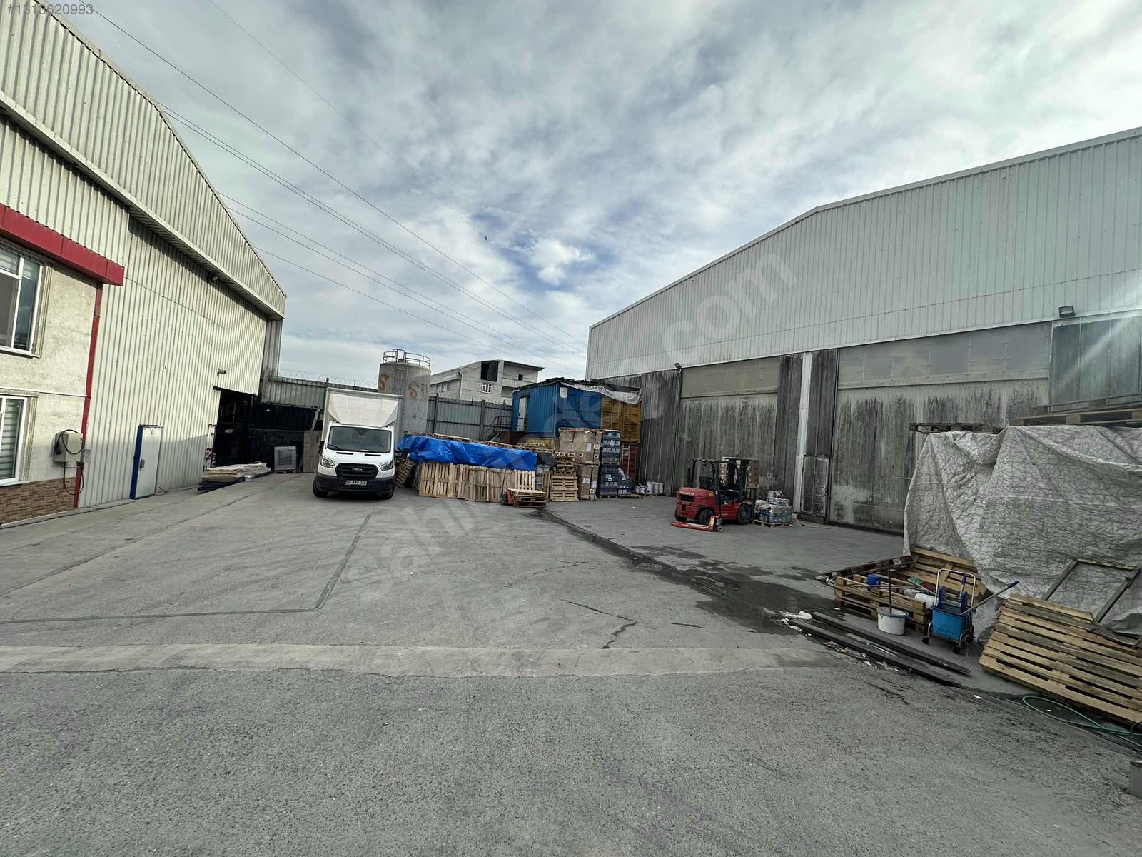 AKÇABURGAZ'DA 1700 M2 KİRALIK MÜSTAKİL FABRİKA - İSTANBUL ESENYURT fotoğraf 11