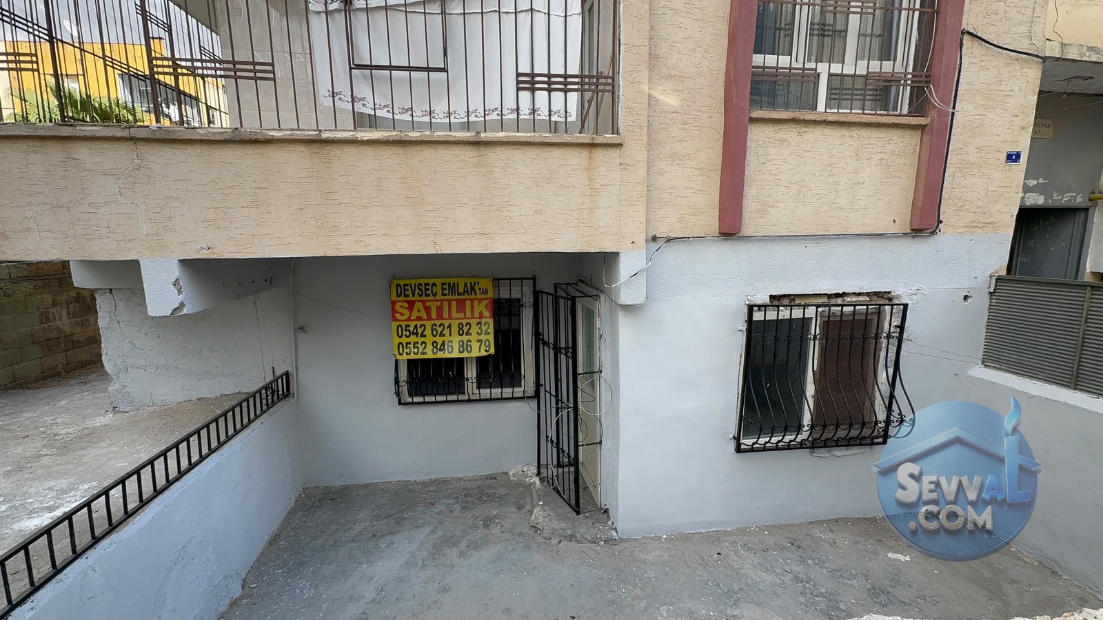 İPEKYOL MAH ZEMİN KAT 2+1 D.GAZ KAPIDA - ŞANLIURFA HALİLİYE fotoğraf 9