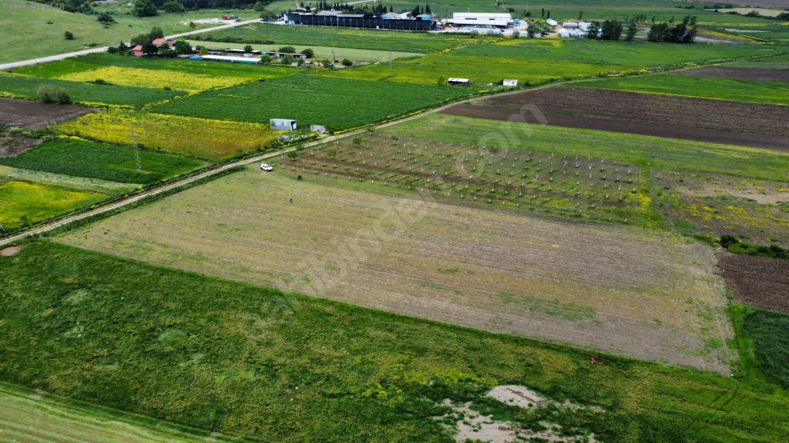 BURSA KARACABEY TOPHİSAR KÖYÜNDE 2.500  M² TARLA SATILIKTIR - BURSA KARACABEY fotoğraf 8
