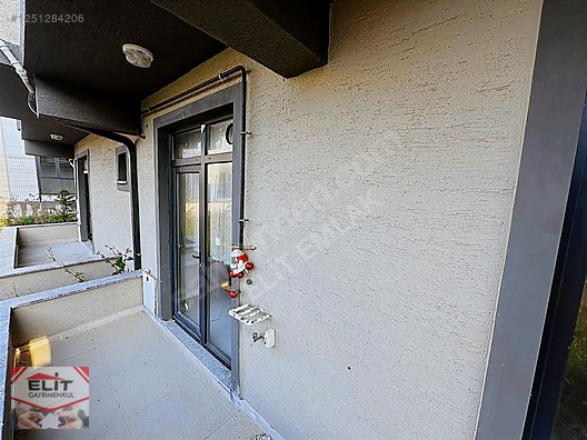 KARASU MERKEZDE SATILIK HAVUZ CEPHE 1+1 EŞYALI FIRSAT DAİRE - SAKARYA KARASU fotoğraf 4