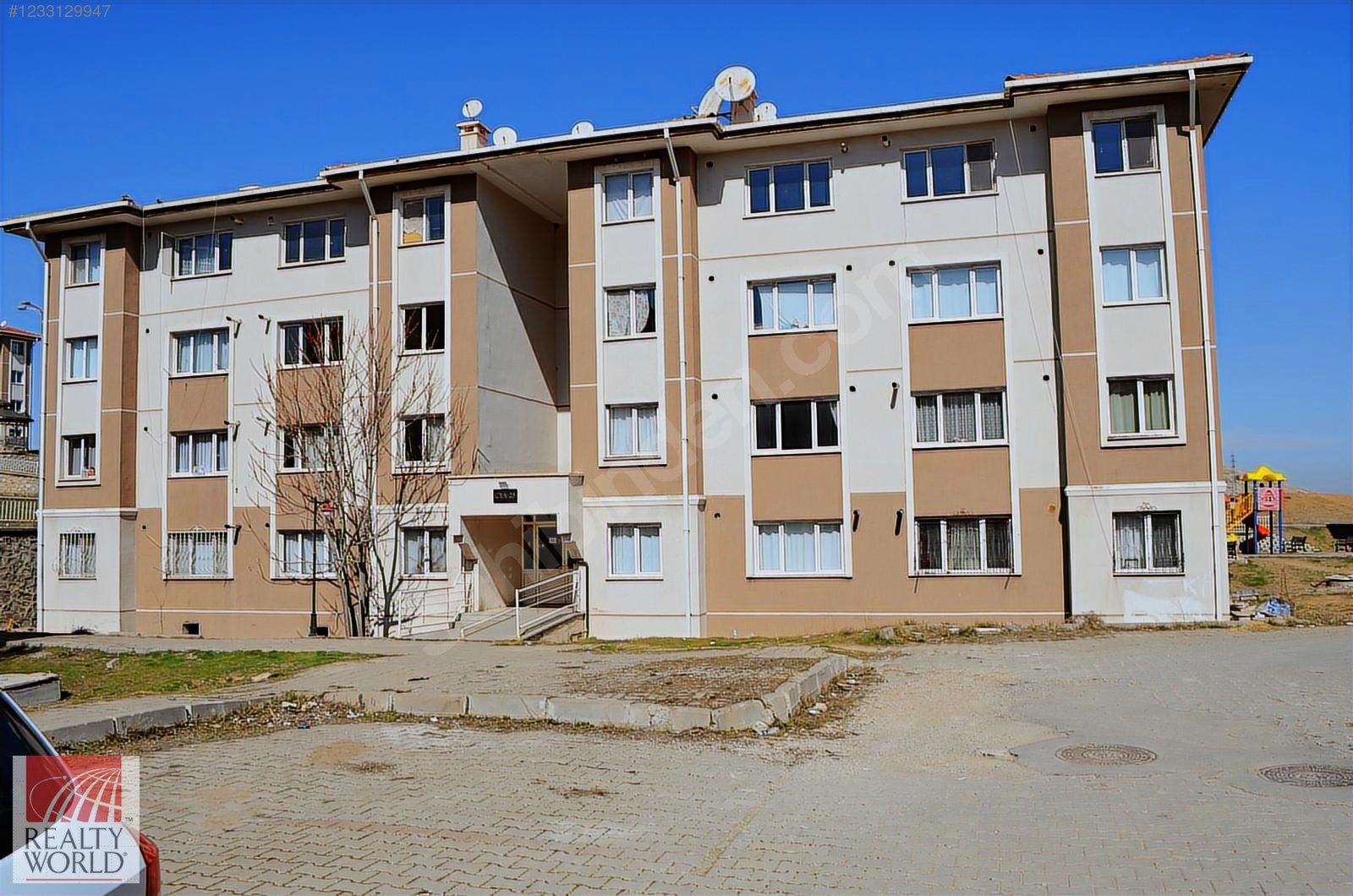 FIRSAT! TEMELLİ TOKİ DE EN ÜST KATTA MANZARALI BOŞ 1+1 DAİRE - ANKARA SİNCAN fotoğraf 6