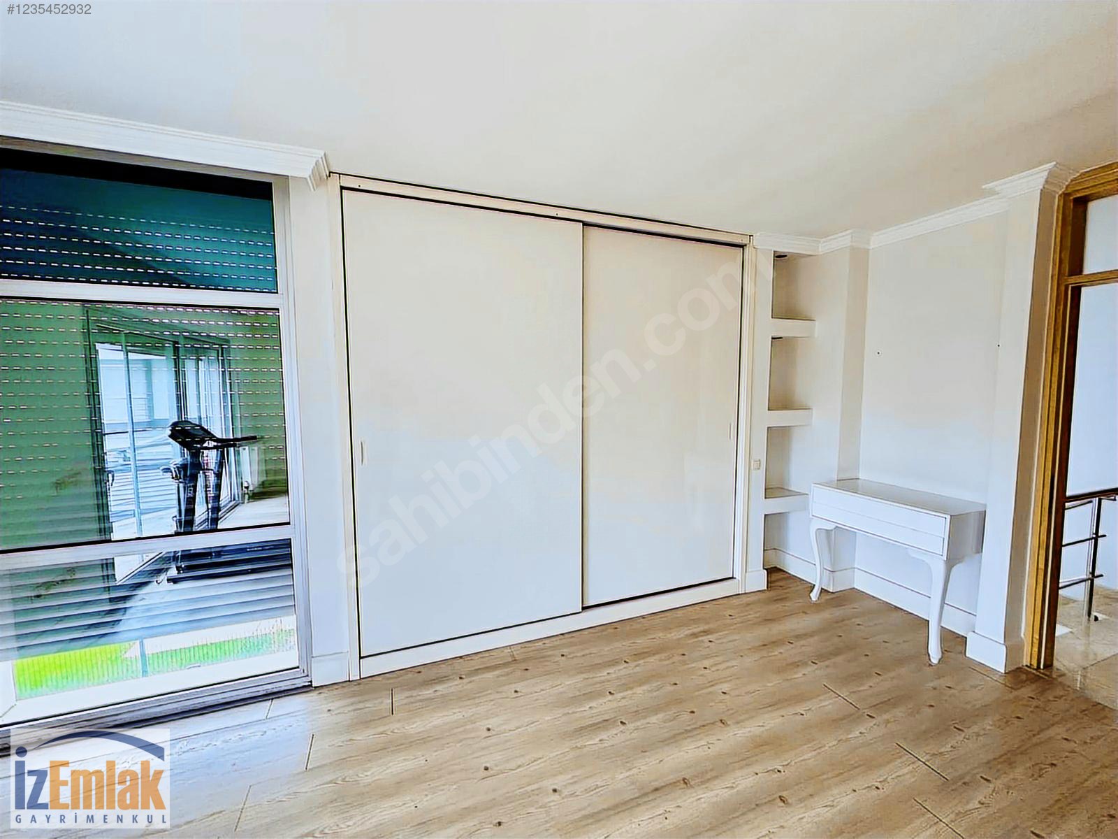 İz Emlak Forum'un Hemen Yanında Sitede 4+2 Bakımlı Villa - İZMİR BORNOVA fotoğraf 7