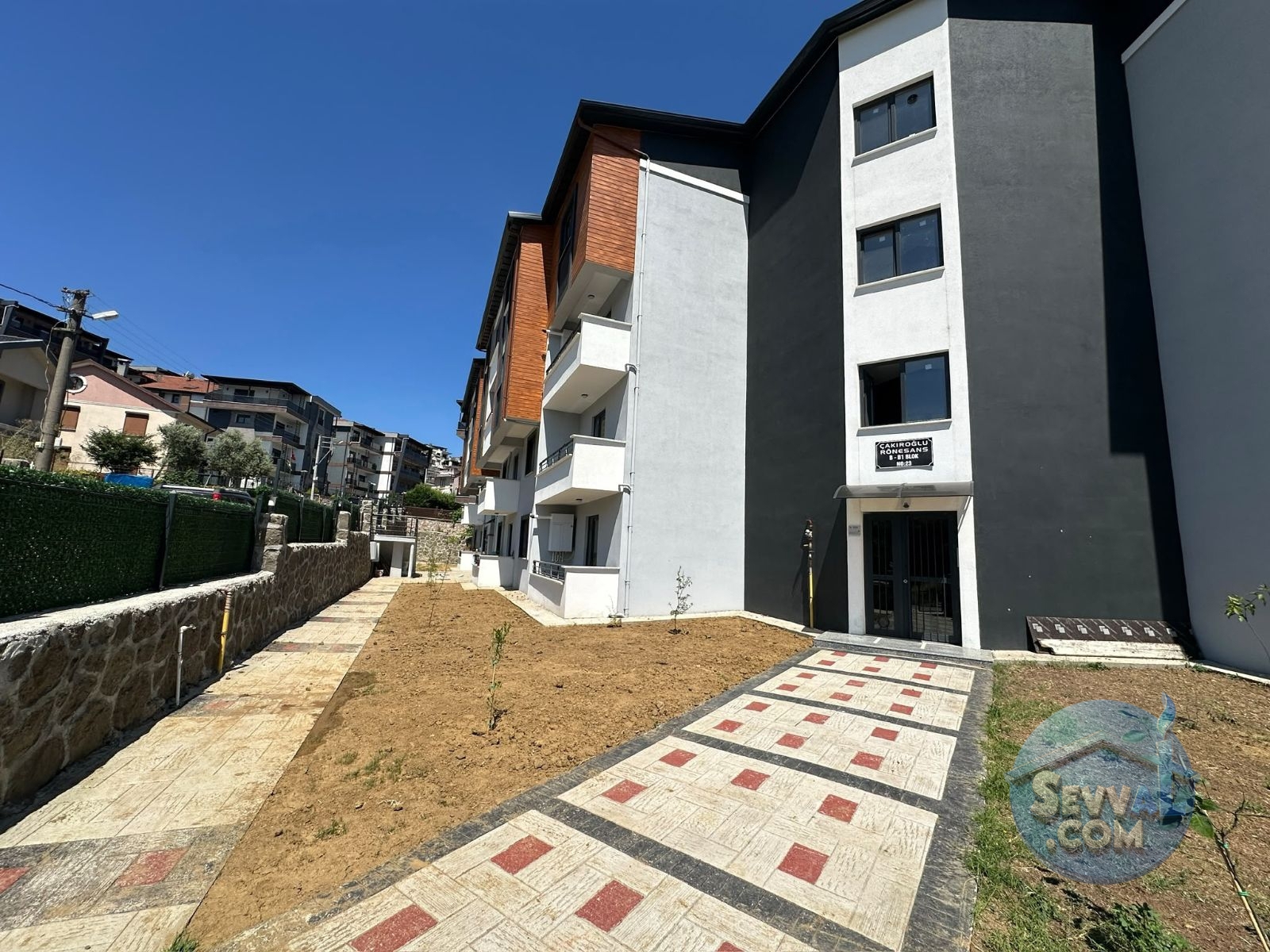 TOPÇULAR MH. RÖNESANS SİTESİ HAVUZLU SIFIR 3+1 BAHÇE DUBLEKS - Kocaeli Gölcük fotoğraf 5