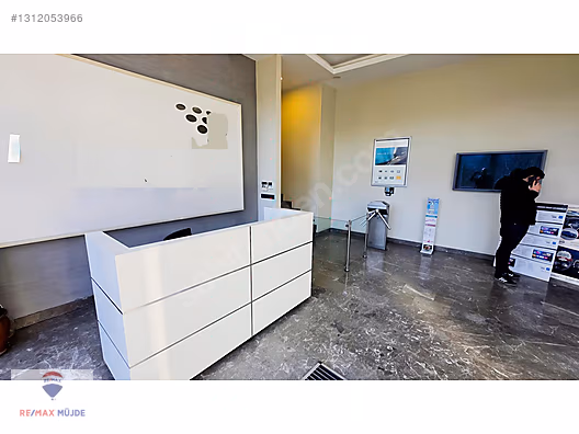 KİRALIK ,MÜSTAKİL GİRİŞLİ ,E5 ÜZERİ ,900 M2 PLAZA KATI ! - İSTANBUL ZEYTİNBURNU fotoğraf 5