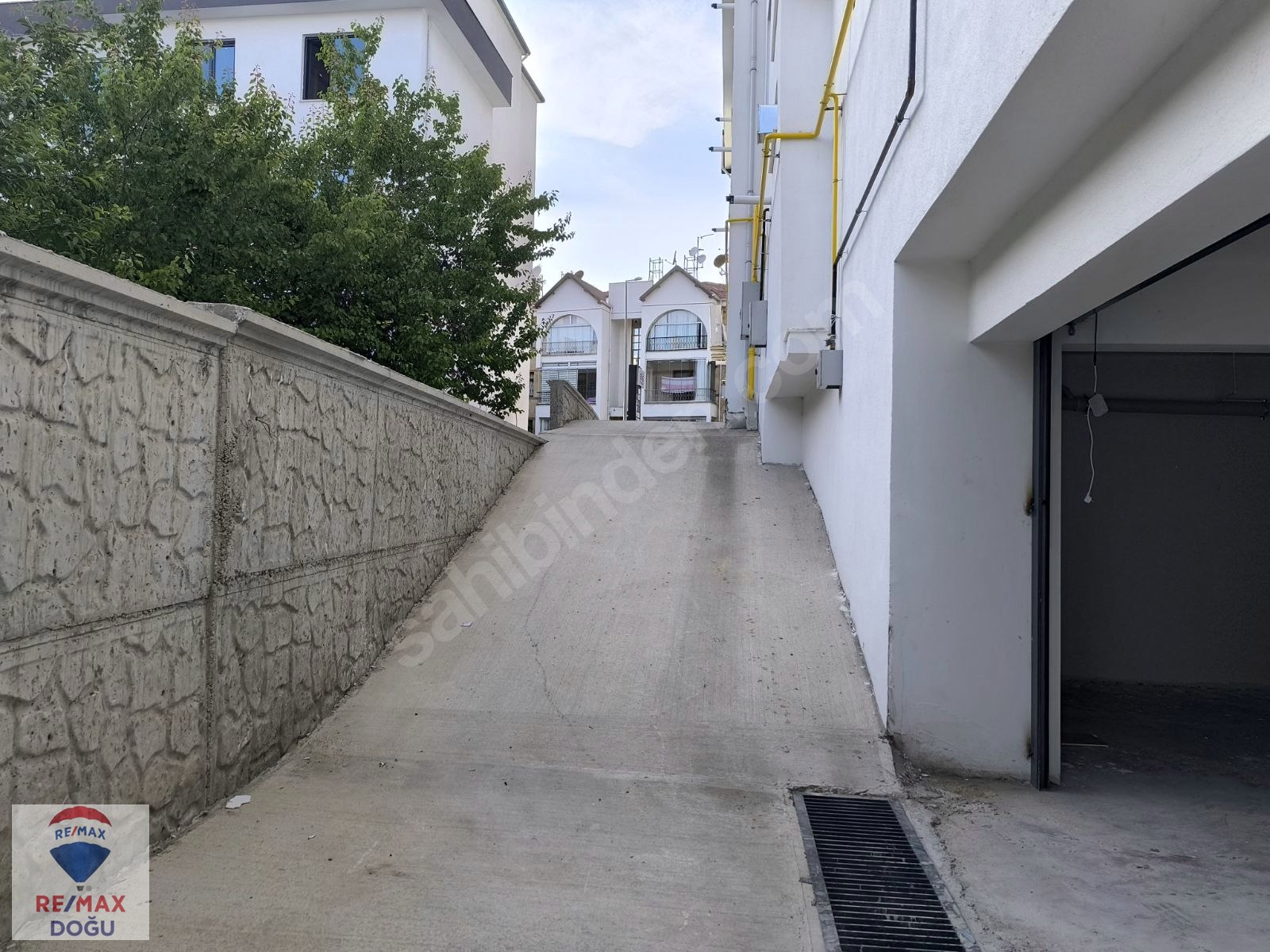REMAX DOĞUDAN ELAZIĞIN EN GÖZDE KONUMUNDA LÜX 2+1 OFİSLER - ELAZIĞ MERKEZ fotoğraf 6