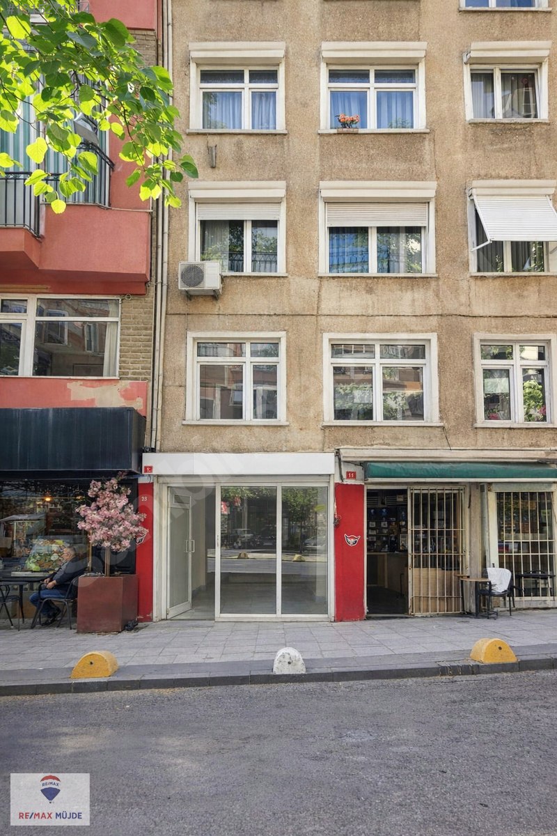 K.TOPRAK ZÜHTÜPAŞA'DA CADDEYE CEPHELİ TADİLATLI KİRALIK DÜKKAN - İSTANBUL KADIKÖY fotoğraf 20