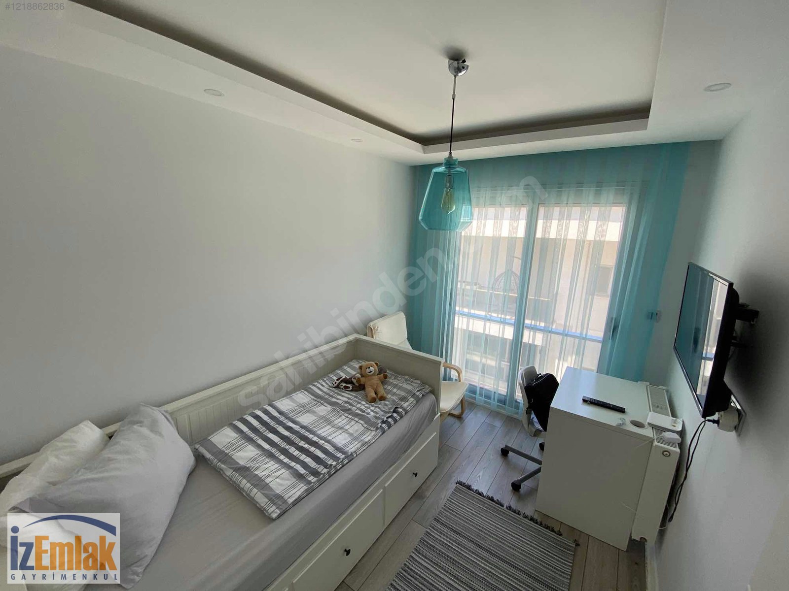 İz Emlak'tan Çiftlikköy'de Deniz Manzaralı Özel Havuzlu Villa - İZMİR ÇEŞME fotoğraf 6