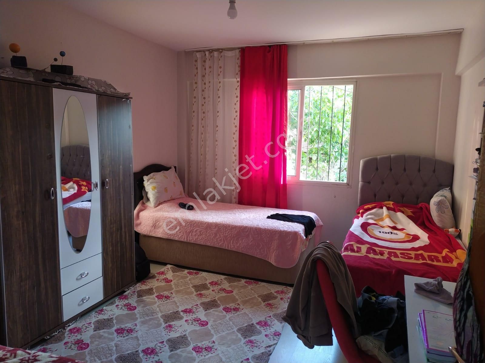 Yenigirne De Satılık Veya Kiralık Daire Ler - Müstakıl Evler - Binalar - İZMİR BAYRAKLI fotoğraf 7
