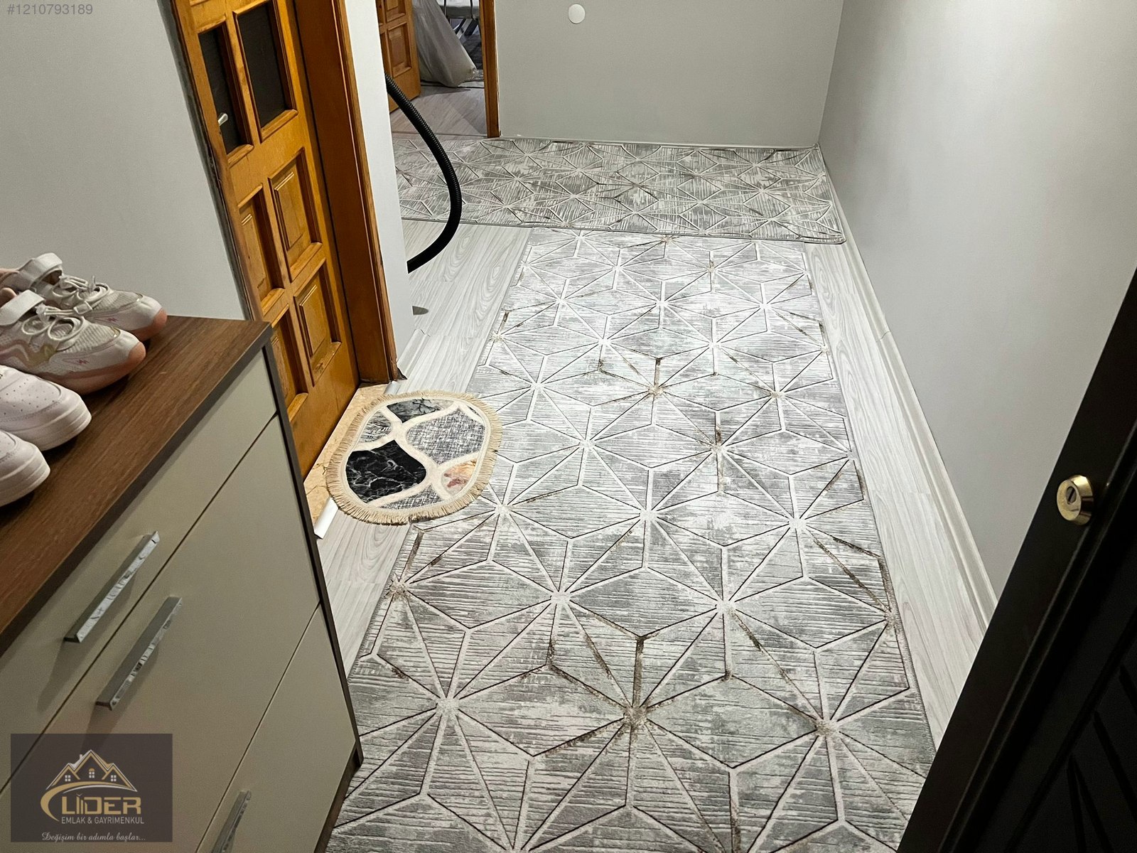 LİDER EMLAK PAZAR PAZARI CİVARI 3+1 İÇİ FUL YAPILI DAİRE - ÇANKIRI MERKEZ fotoğraf 2