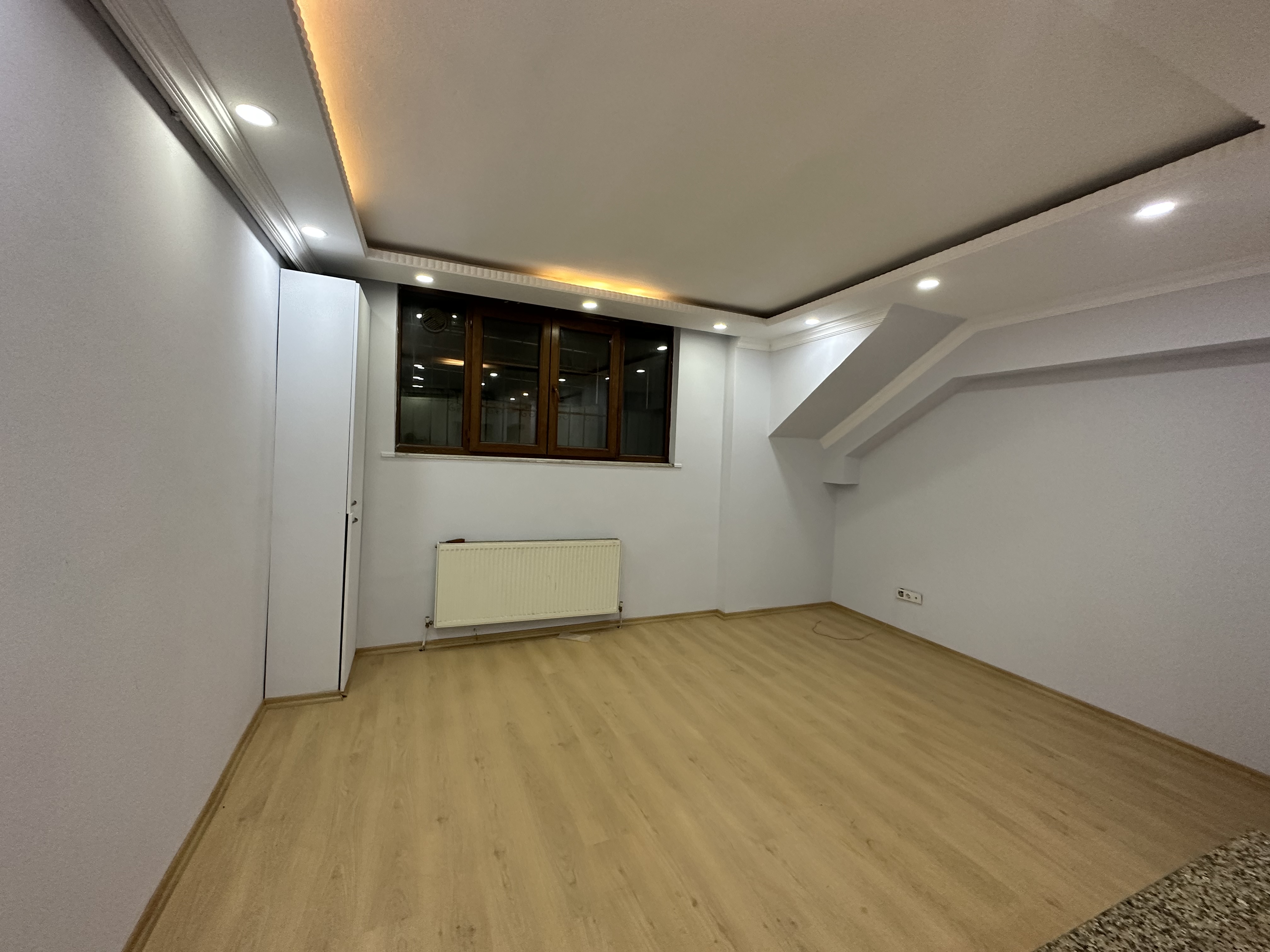 KAĞITHANE EMNİYETEVLERDE 2+1 90 M2 BAHÇE KATI DAİRE - İSTANBUL KAĞITHANE fotoğraf 8