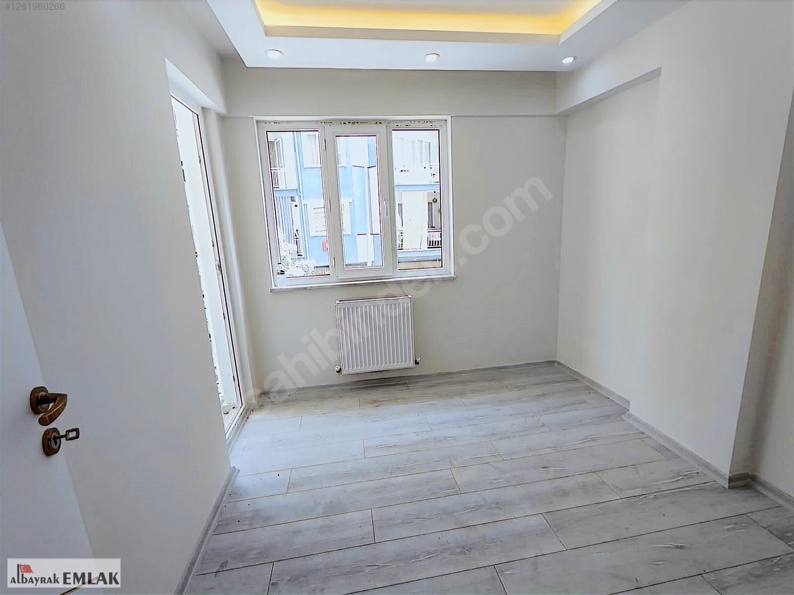 ŞEHİTLER MH DE SATILIK 3+1 2.KAT FULLÜKS FERAH DAİRE 3.750.000TL - MANİSA ŞEHZADELER fotoğraf 2