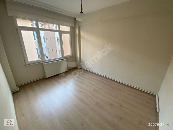 Kardeş Gayrimenkul 'den Sahile Yakında Konumda 2+1 Arakat Satılık Daire - KOCAELİ KARAMÜRSEL fotoğraf 16
