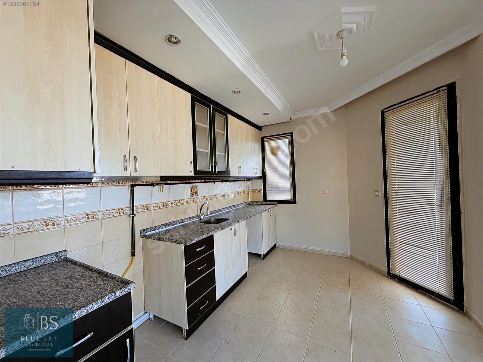 DENİZLİ 112 ACİLİN ÜSTÜNDE 3+1 DOĞA MANZARALI SATILIK DAİRE - DENİZLİ MERKEZEFENDİ fotoğraf 3