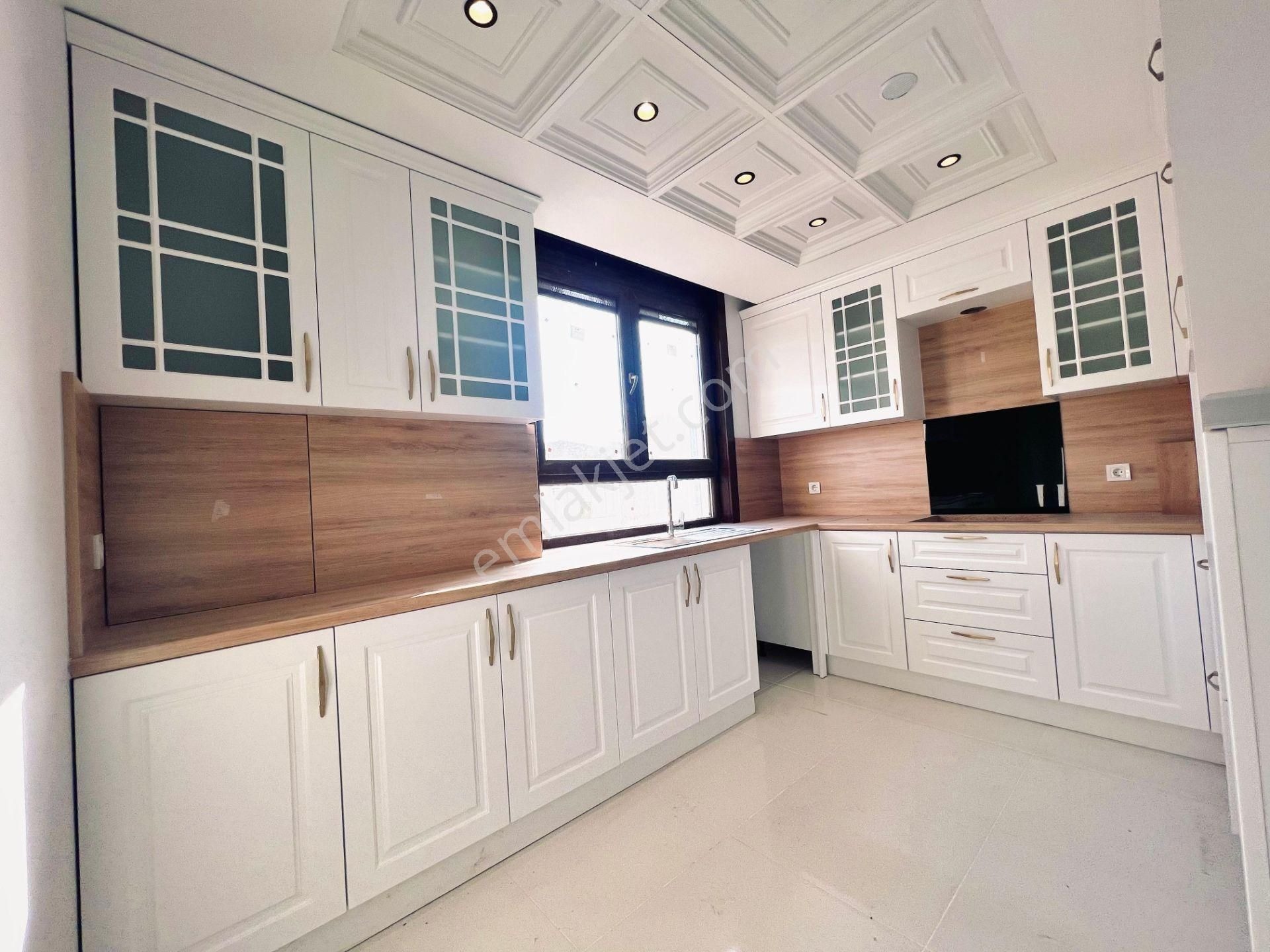 Baki Emlaktan Kartal Soganlık 3+1 Luxs Daire - İSTANBUL KARTAL fotoğraf 7