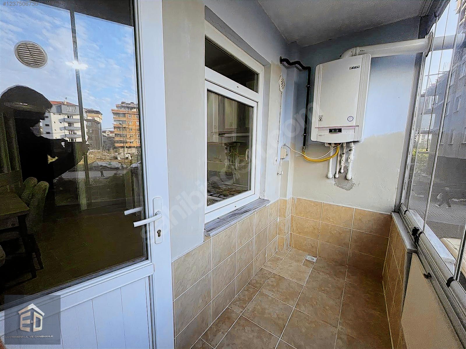 MERKEZ OKULLAR BÖLĞESİNDE SATILIK 2+1 DOĞALGAZLI ASANSÖRLÜ DAİRE - TRABZON ARAKLI fotoğraf 11