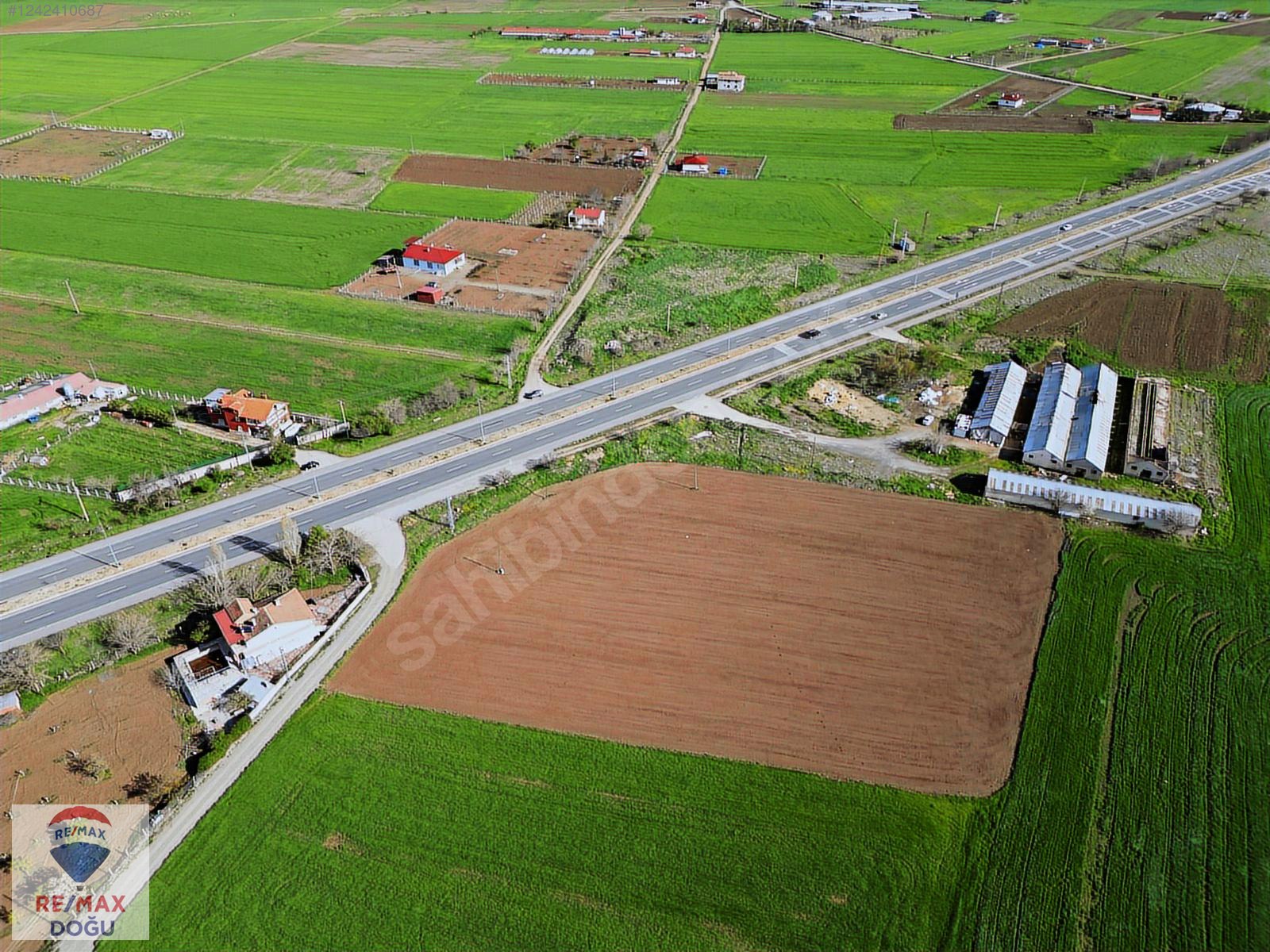 REMAX DOĞU'DAN 5.2 DÖNÜM DİYARBAKIR YOLU CEPHELİ - ELAZIĞ MERKEZ fotoğraf 3