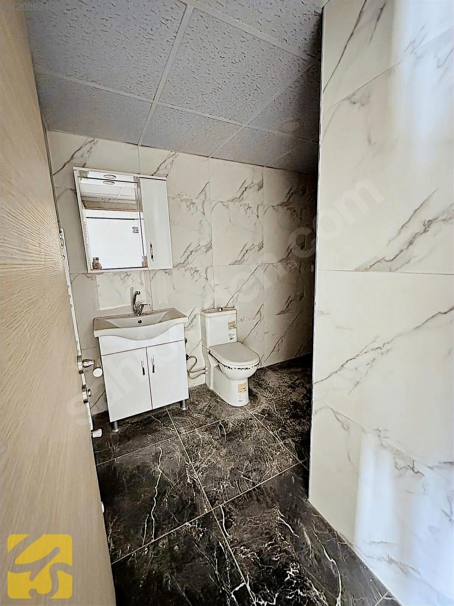 KÜLTÜR MAH.DE ARA KAT TABELA DEĞERİ YÜKSEK KİRALIK 2+1 DAİRE - BOLU MERKEZ fotoğraf 3