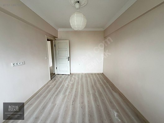 ROYAL EMLAKTAN BAHÇELERİÇİNDE KİRALIK 1+1 DAİRE - AMASYA MERKEZ fotoğraf 9