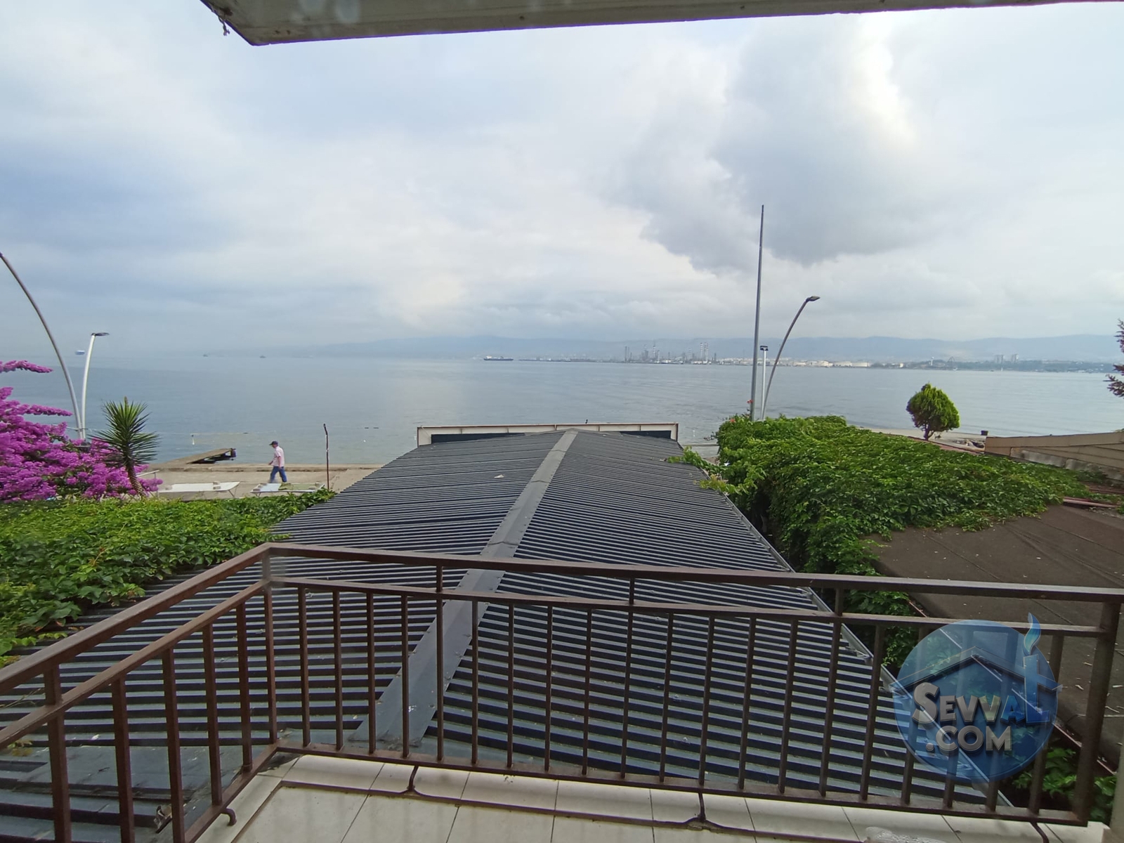 CAN EMLAK - SAHİLDE DENİZE SIFIR 3+1 - 90 M2 DAİRE - Kocaeli Gölcük fotoğraf 3