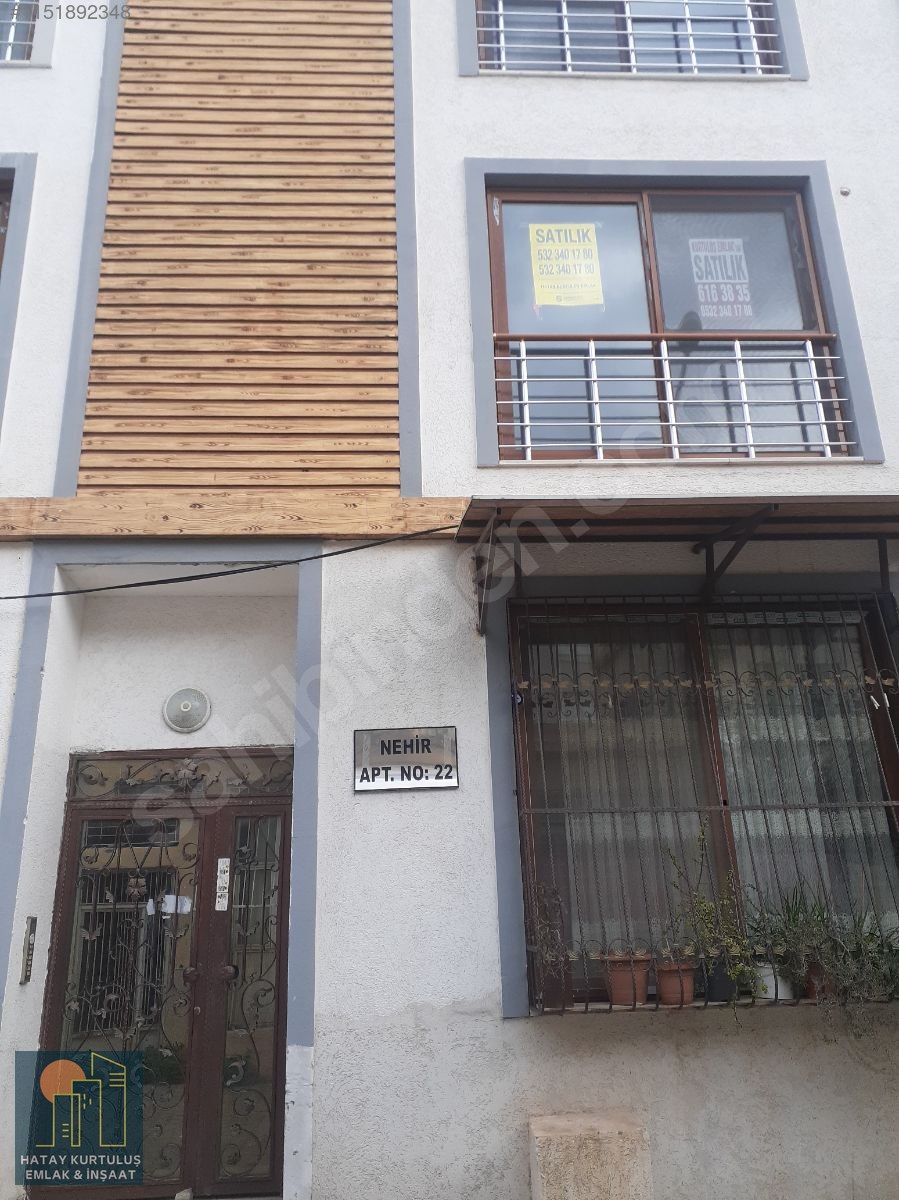 KURTULUŞ EMLAKTAN YENİŞEHİR MAHALLESİNDE SATILIK ARA KAT DAİRE - HATAY İSKENDERUN fotoğraf 7